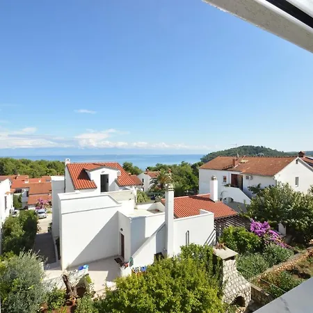 Guest house House Luciana 3*